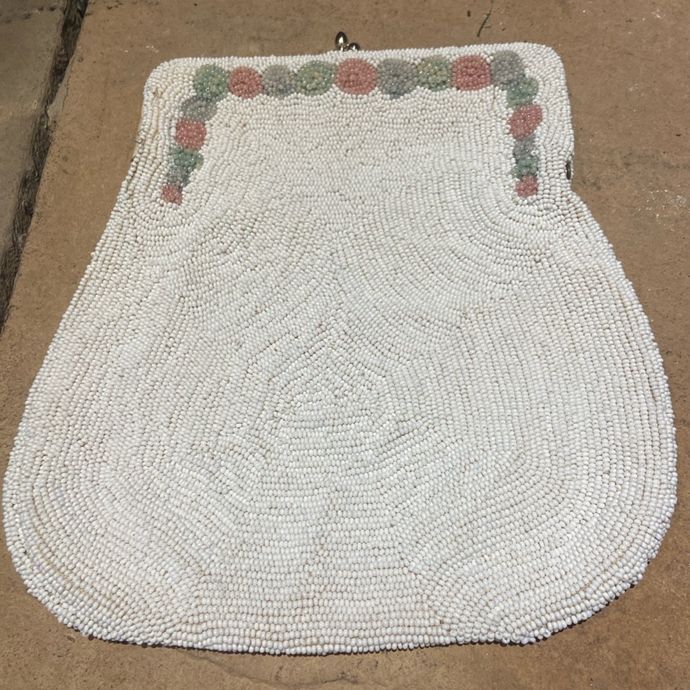 Outstanding Handmade in Belgium Vintage all beaded clutch purse from the 40’s.